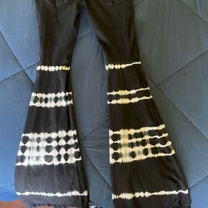 Flare Pants - Black and White